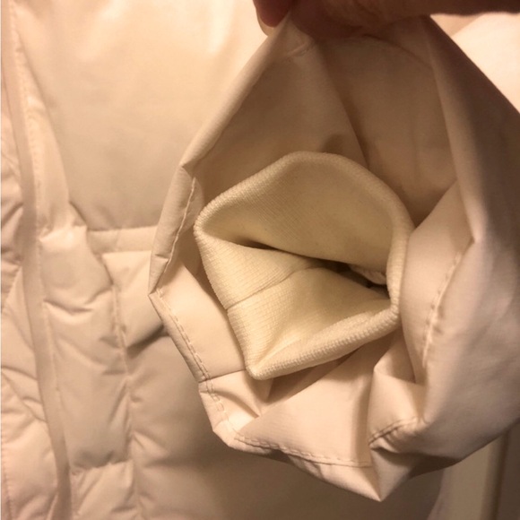 MNG Puffer Jacket - Picture 7 of 7